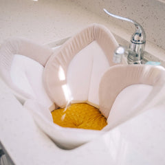 Blooming Bath x Babylist Lotus Baby Bath - Plush Sink Bather